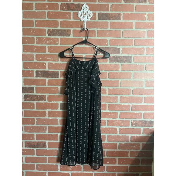 Maurices | Cold Shoulder Arrow Print Dress - Picture 2 of 8